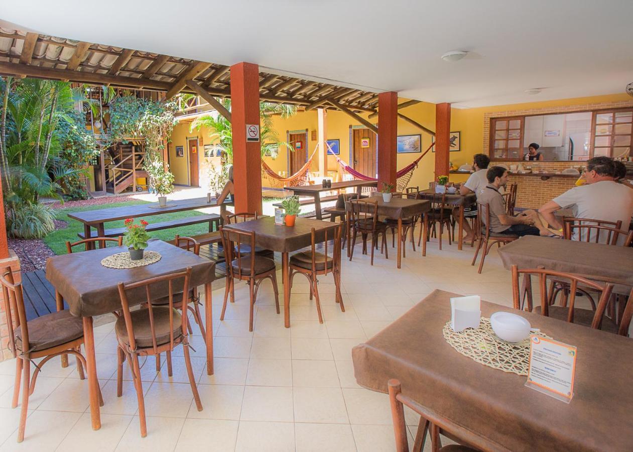 Praia Do Forte Hostel Экстерьер фото